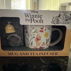 Disney Winnie the Pooh Mug and Infuser Set